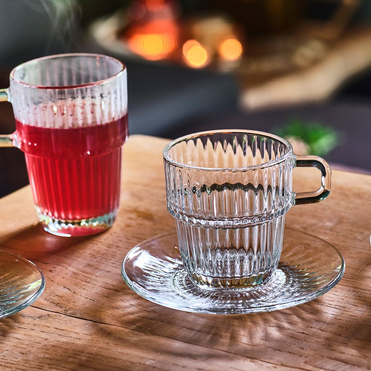 Sfeerbeeld van Barshine koffieschotel 14 cm glas in interieur.