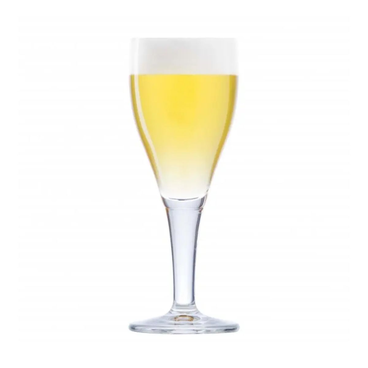 Harzer Pokal 25 cl tapmaat glas gevuld met bier op witte achtergrond