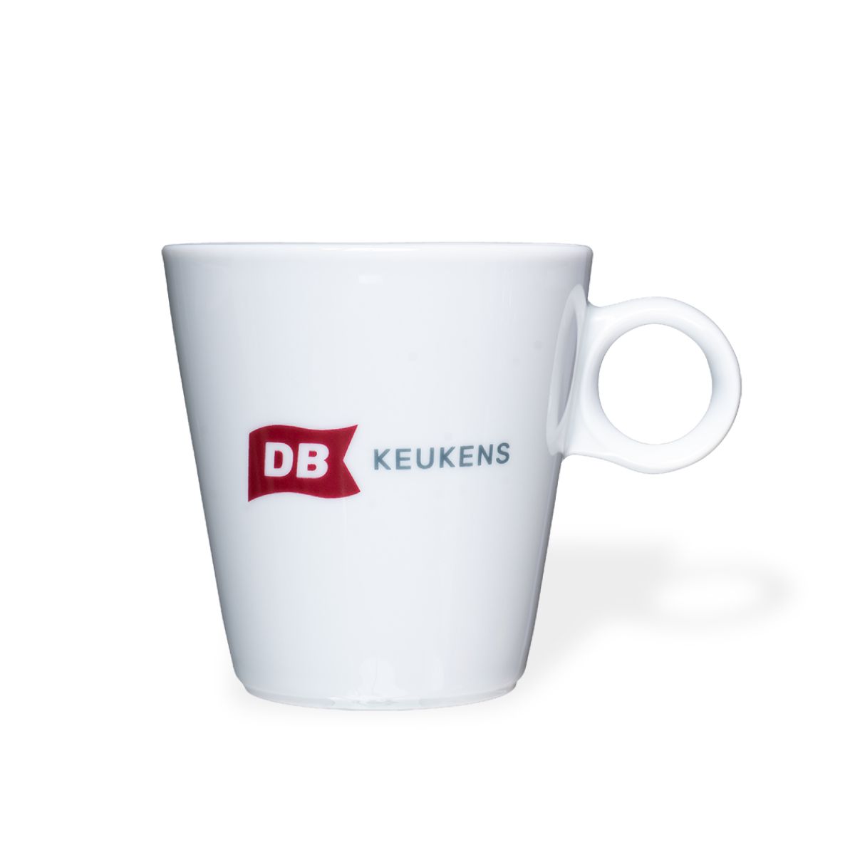 Lukas cappuccino kop wit 19,5 cl porselein met meerkleurig DB Keukens-logo op het voorpaneel