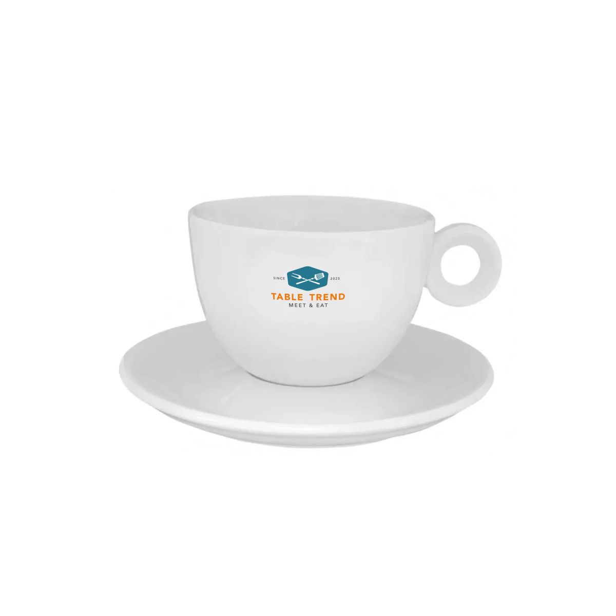 Vooraanzicht van porseleinen koffieset Rondo 15 cl. met meerkleurig TableTrend-logo op de kop.