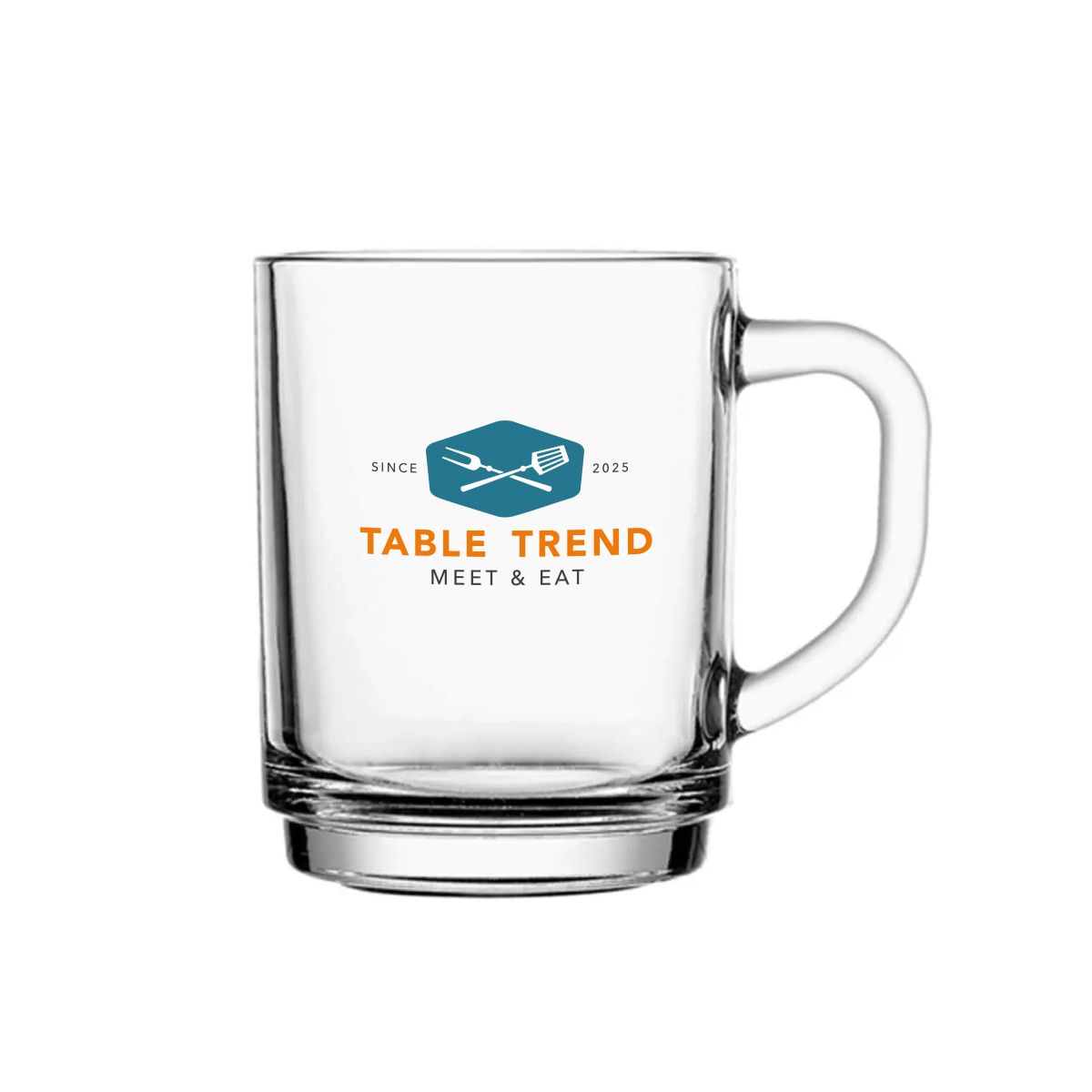Stapelo theeglas 25 cl.  met meerkleurig logo van TableTrend centraal op het glasoppervlak.