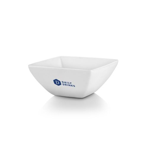 Vierkante Squito kom 10 cm van porselein met 1-kleur logo DailyDrinks op het vooraanzicht.