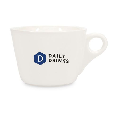 Witte Baristo Latte Kop 28 cl van porselein met DailyDrinks-logo in één kleur op de voorkant.
