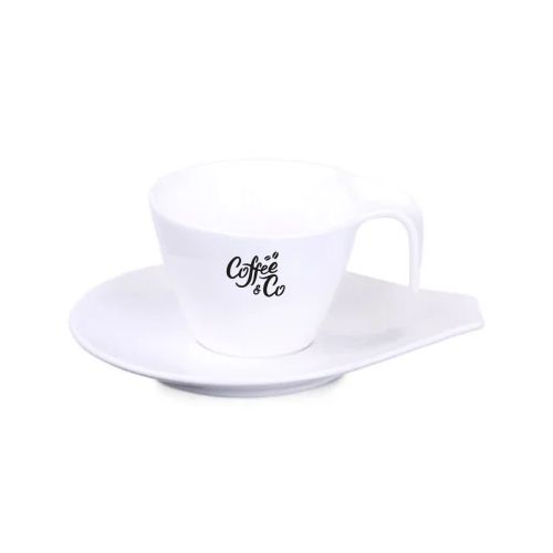 Dream kop en schotel 15 cl van porselein met enkelkleurig CoffeeCo-logo aan de voorzijde bedrukt.
