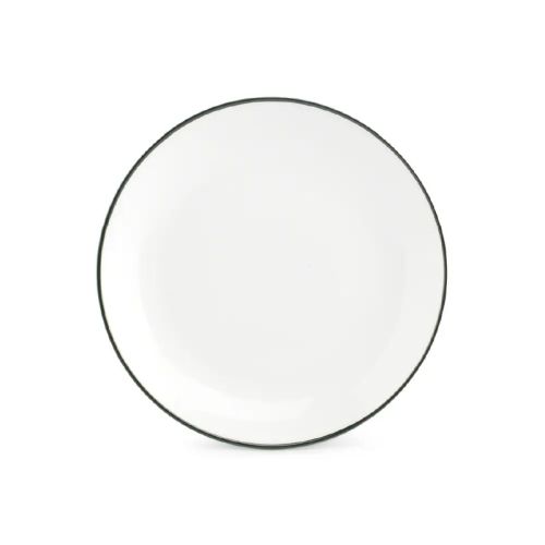 Rond bord van wit porselein met groene rand uit de Basic lijn, 15 cm doorsnee, recht van voren weergegeven.
