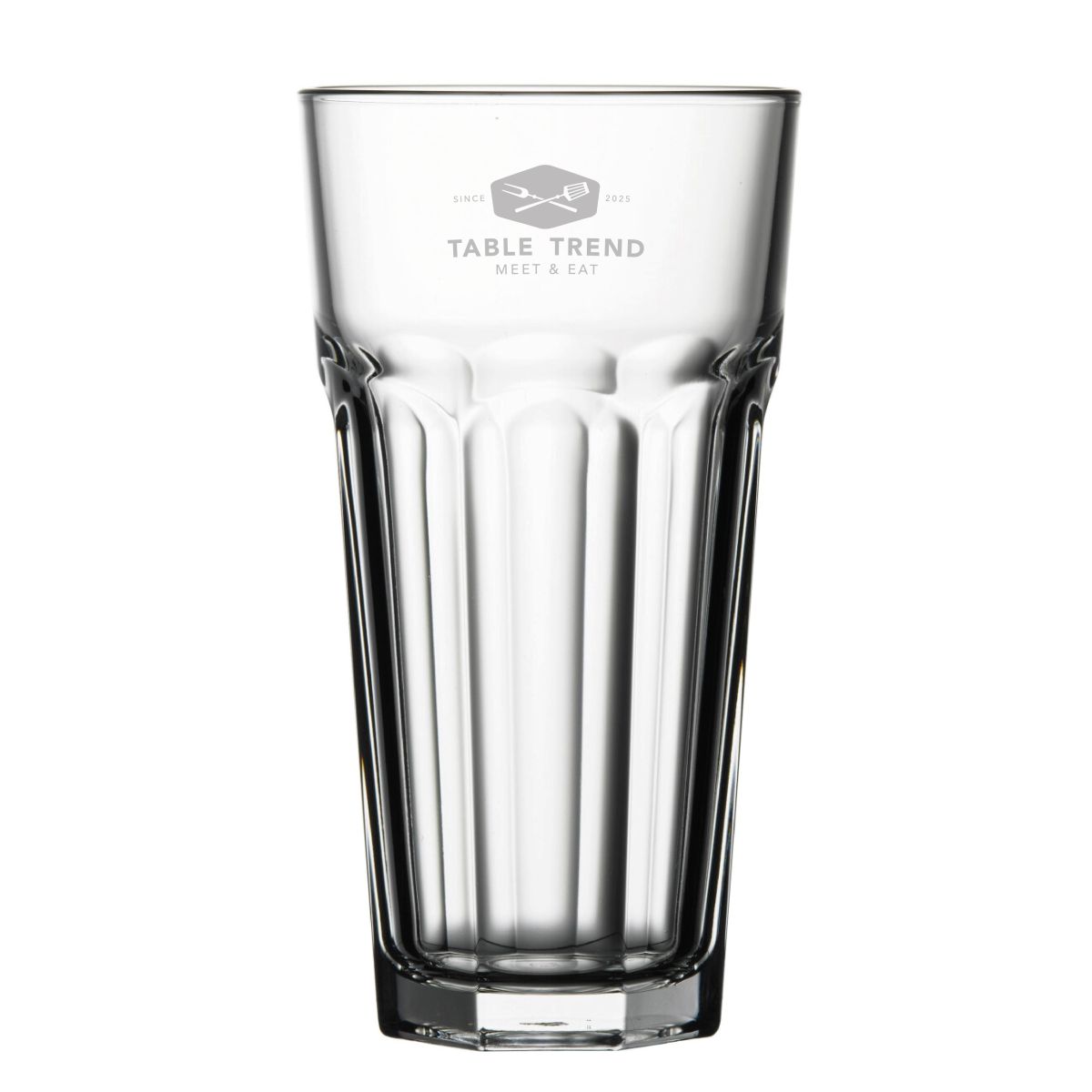 Gegraveerd TableTrend-logo op het vooraanzicht van Casablanca bierglas 47.5 cl., subtiel zichtbaar in het glas.