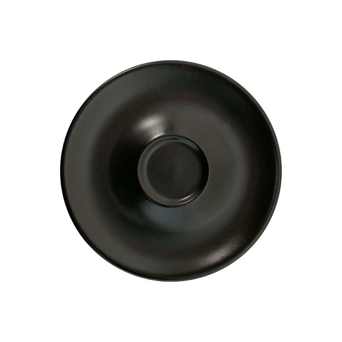 Frontale weergave van mat zwarte Bola espressoschotel 12,5 cm in porselein met gladde afwerking.