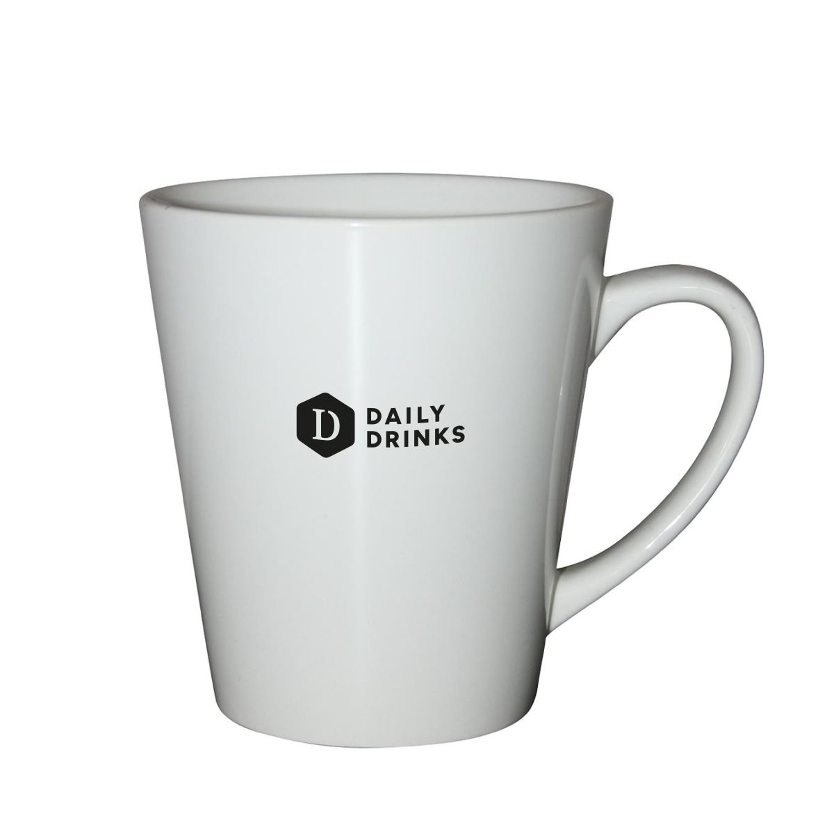 Voorzijde van Delta mok 30 cl. porselein met DailyDrinks logo in meerdere kleuren gedrukt.
