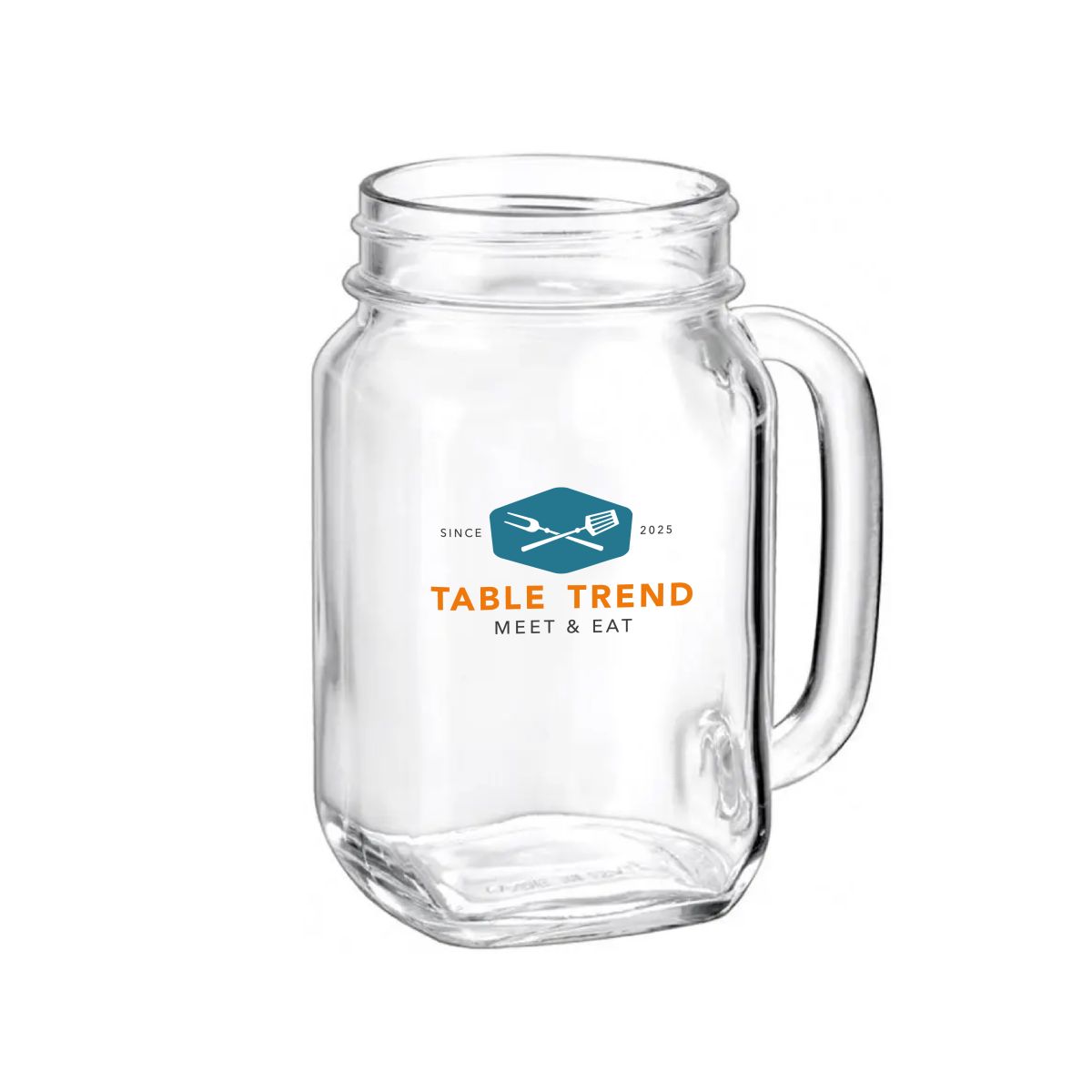Drink Jar Country 48 cl bedrukt met kleurrijk TableTrend-logo op de voorzijde van het glas.