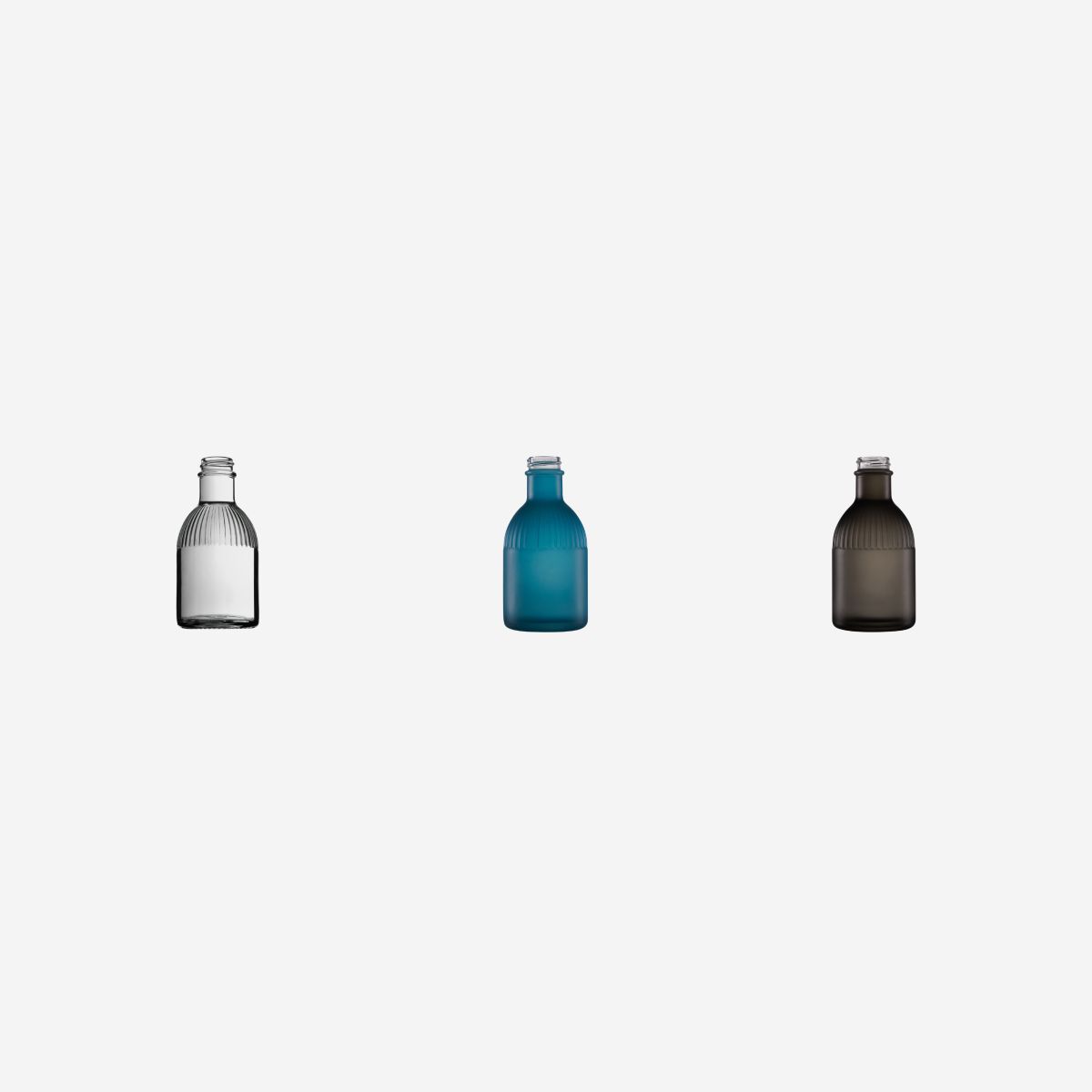 Overzicht van Fles Florence 0,2 liter glas in verschillende kleurvarianten, gepresenteerd naast elkaar.